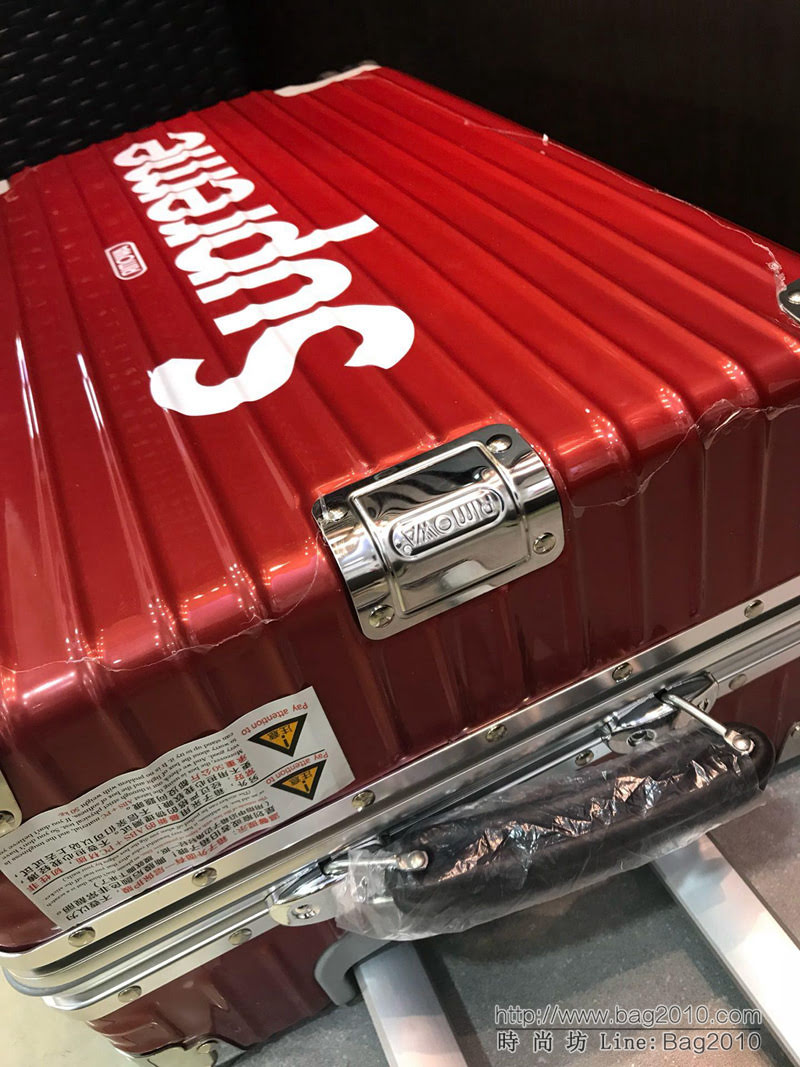 潮牌Suprmem聯名rimowa日默瓦 專櫃雙排萬向靜音飛機輪 航空7系鋁合金 拉箱/拉杆箱 20寸登機箱  xbt1142